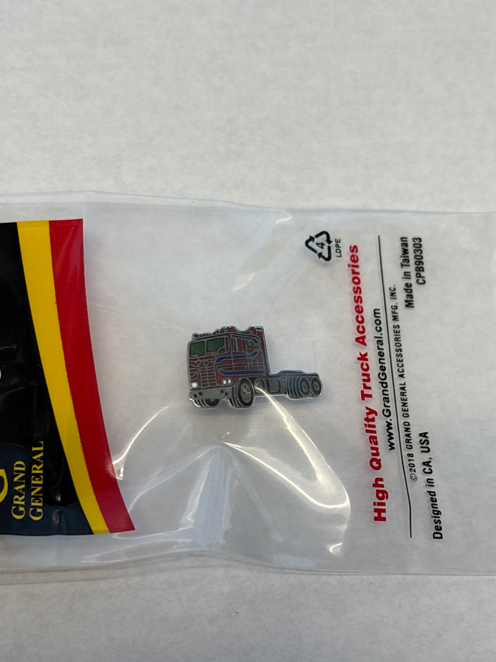 Kenworth Cab Hat Pin - The New Vernon Truck Wash
