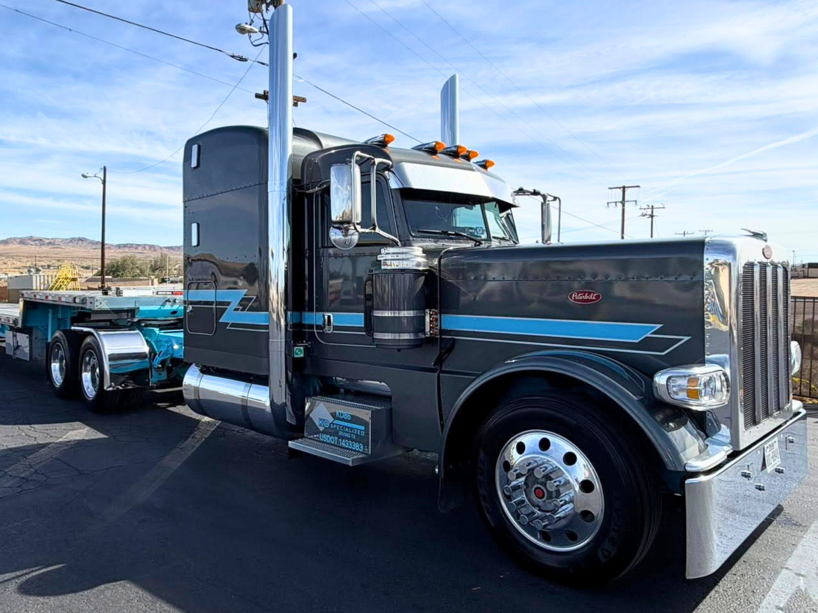 Customer Peterbilt 389 semi truck at The New Vernon Truck Wash in Barstow, California.