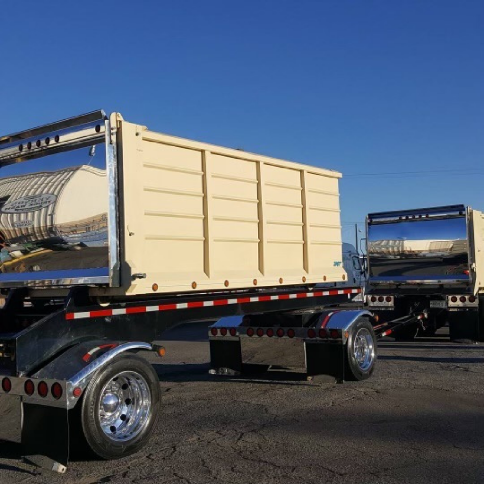 Customer trailer after professional polishing at The New Vernon Truck Wash.
