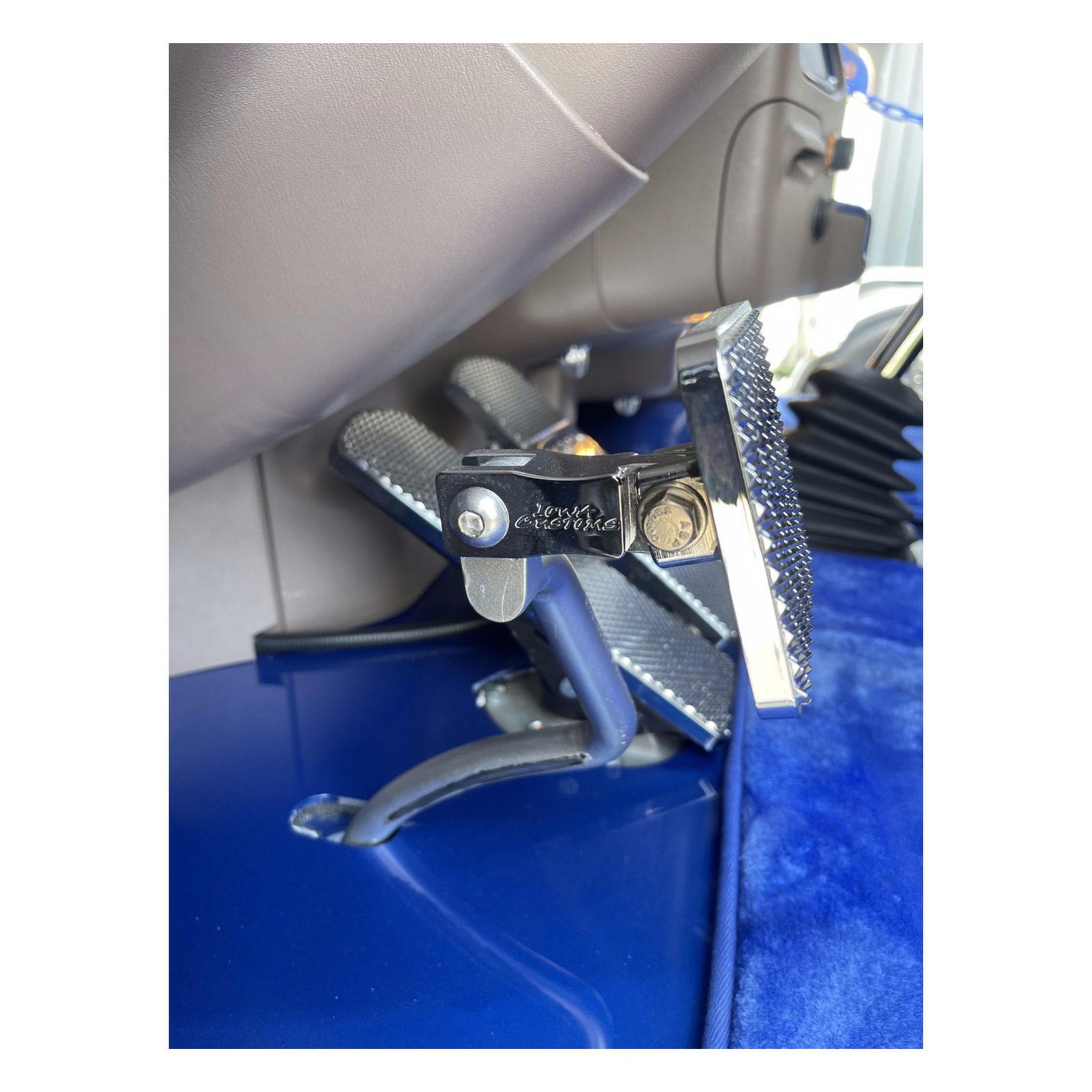 2 Inch Billet Aluminum Clutch Extender | Peterbilt 379 386 389 | Iowa Customs