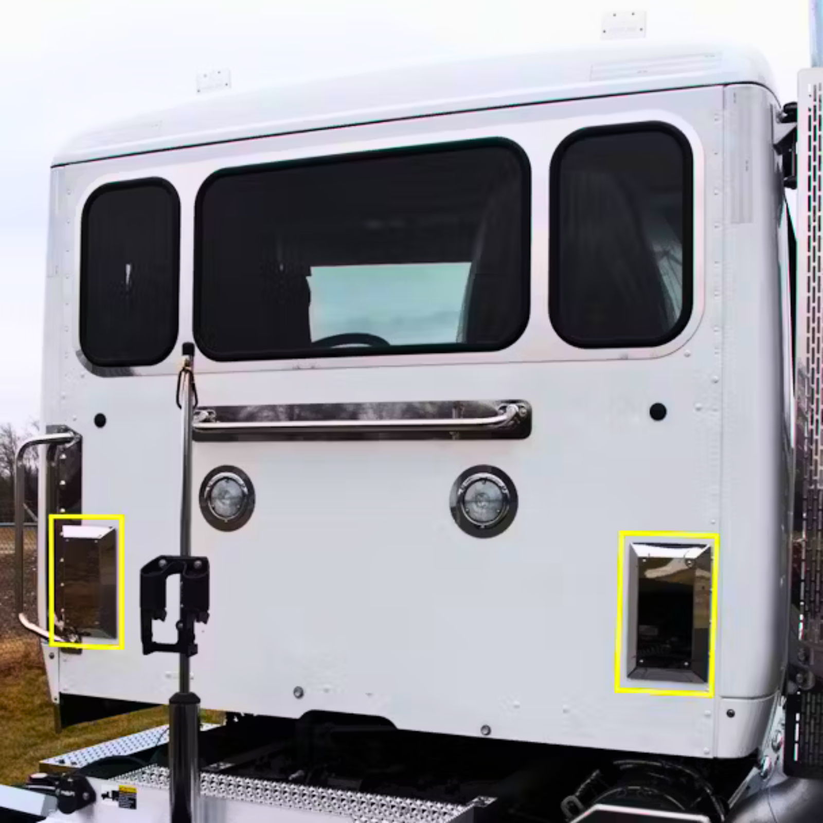 Peterbilt 579 Back of Sleeper Vent Cover | Mirror-Polished Stainless Steel | RoadWorks