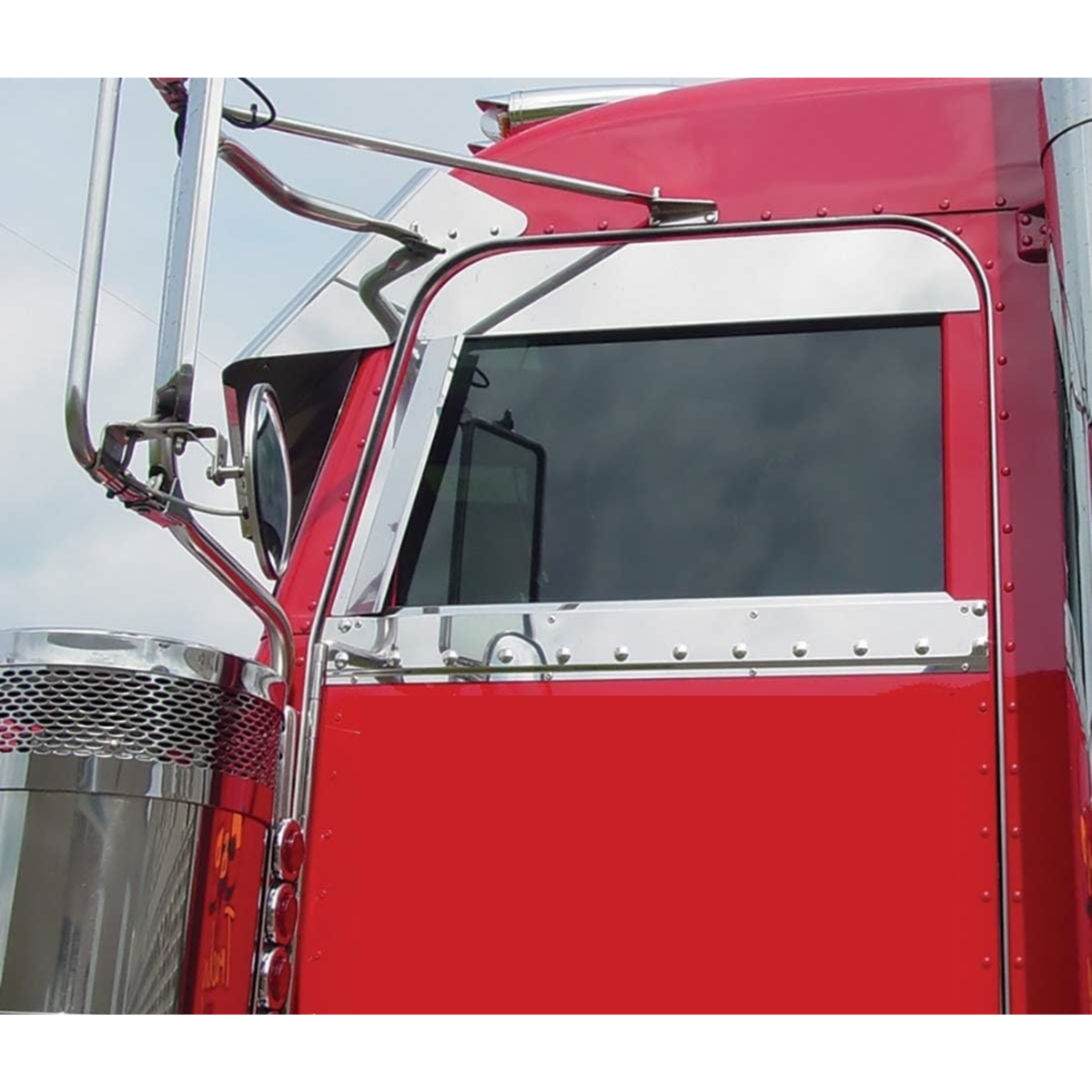 Peterbilt Top of Door Trim 6” Stainless Steel | RoadWorks