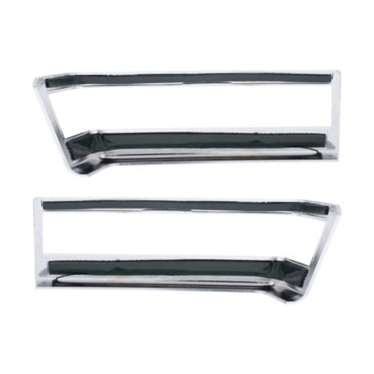 Chrome Turn Signal Bezels for Freightliner Cascadia 2018–2023 | United Pacific